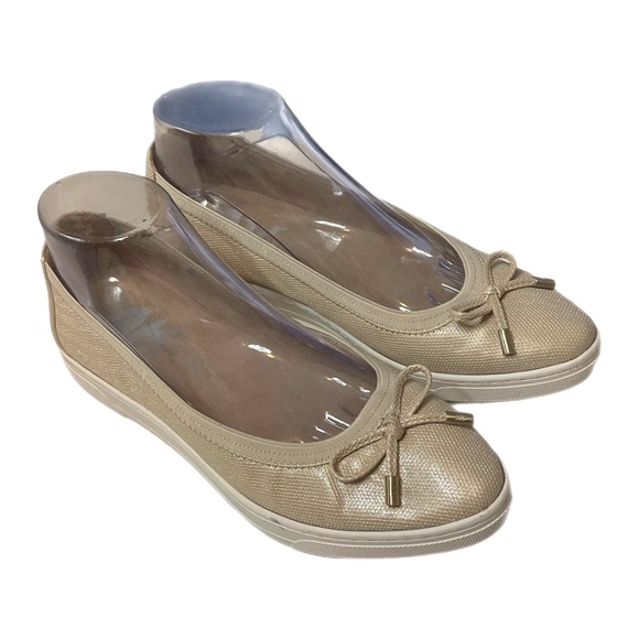Anne Klein AK SPORT BALLET FLAT 8.5 metallic light gold leather - Picture 1 of 13